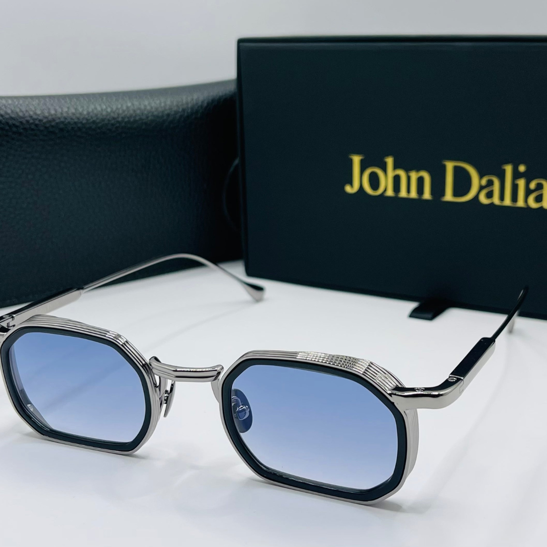 JOHN DALIA SAMUEL C100
