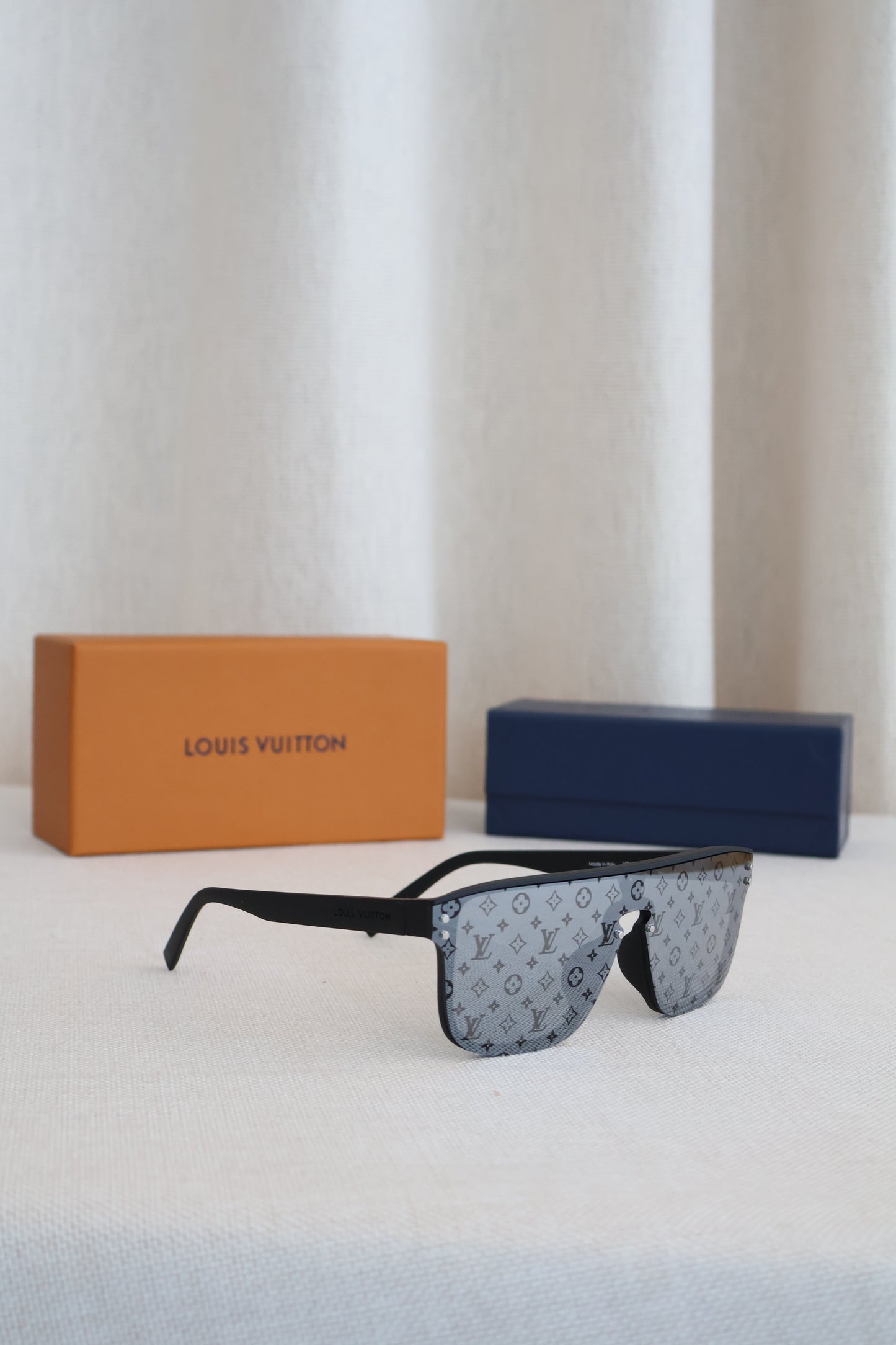 Louis Vuitton Waimea Zonnebril Z1082W