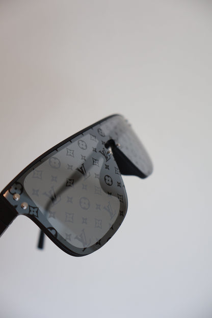 Louis Vuitton Waimea Zonnebril Z1082W