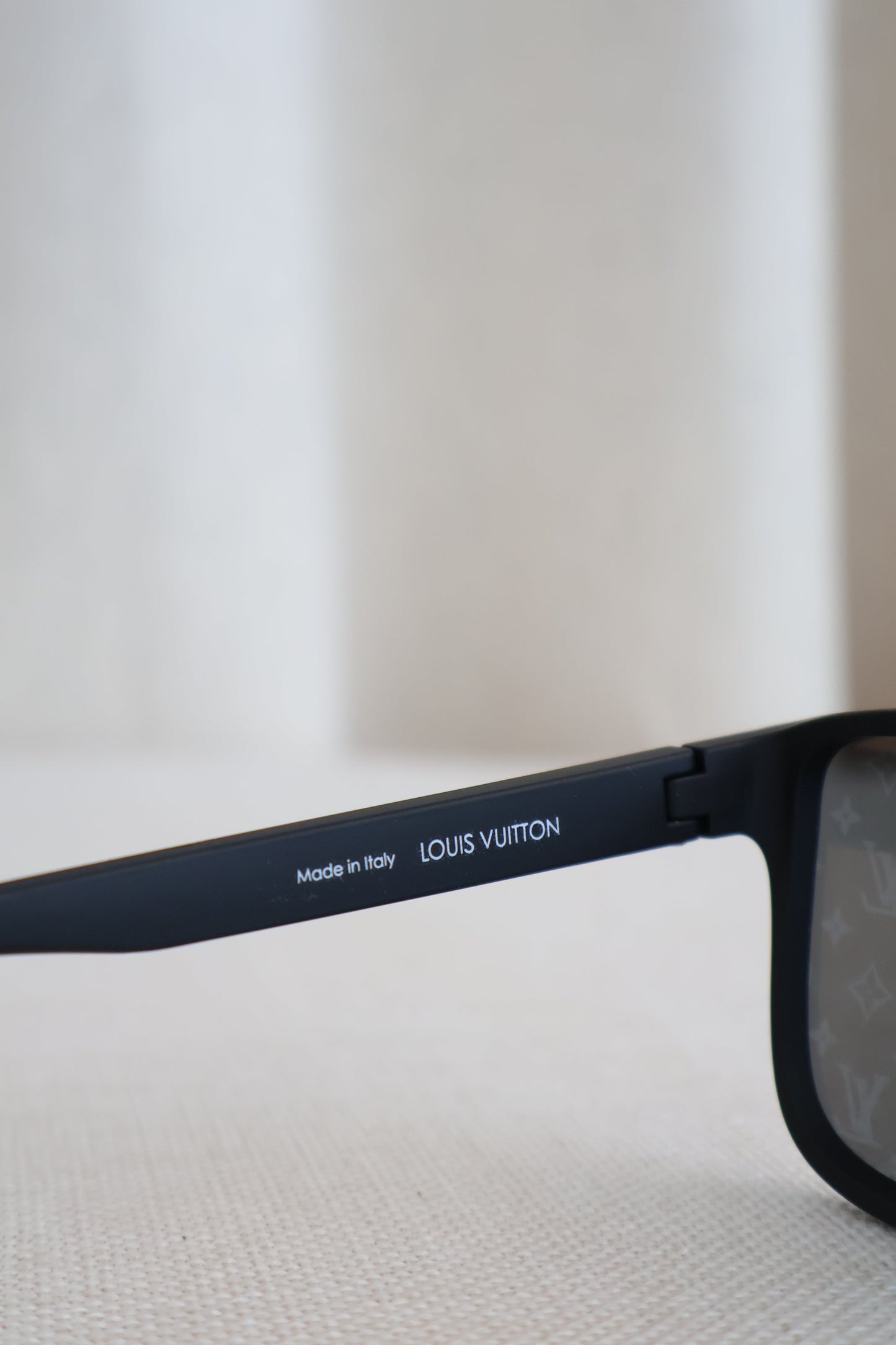 Louis Vuitton Waimea Zonnebril Z1082W